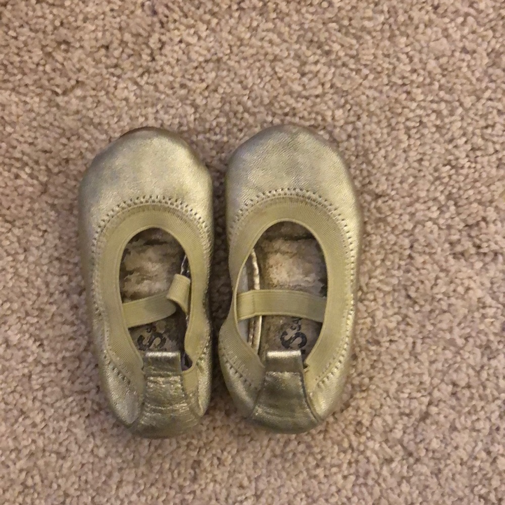 Yosi Samra flats size 6